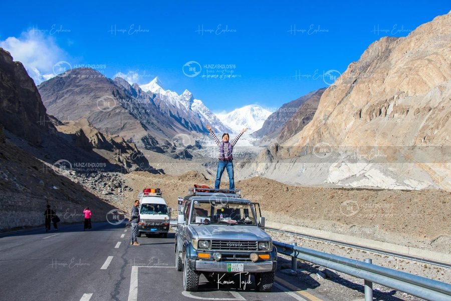 Near Passu glacier