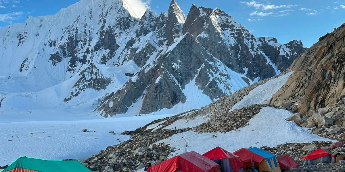 K2 BC & Gondogoro La Pass Trek tour photo